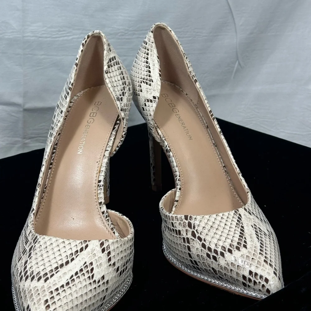 Like new BCBG faux snakeskin pumps animal print heels size 7 - Picture 2 of 10